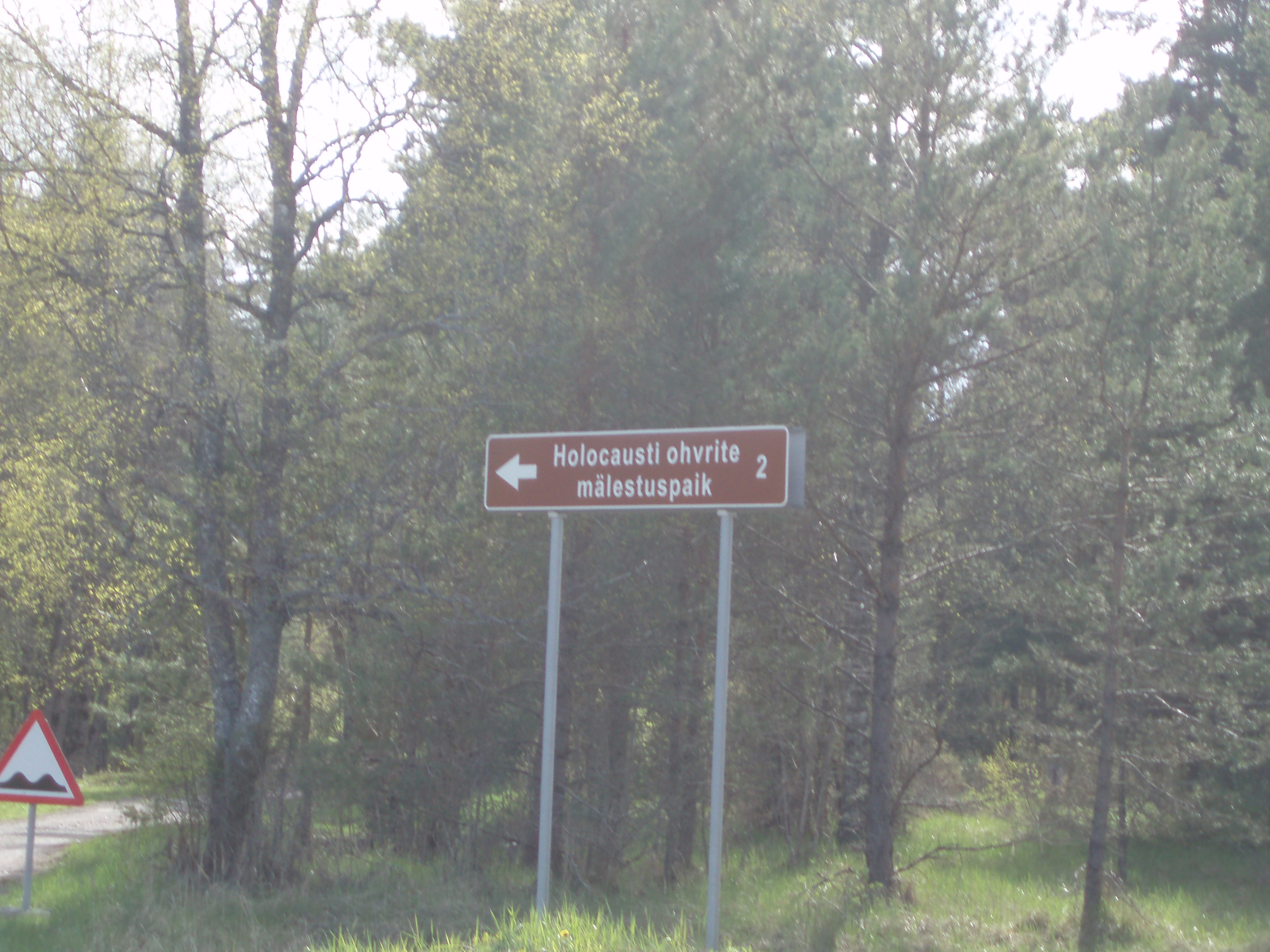 Holocaust memorial sign